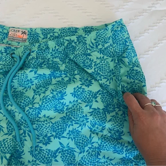 • [J. Crew] Tropical Board Shorts • - Picture 6 of 14